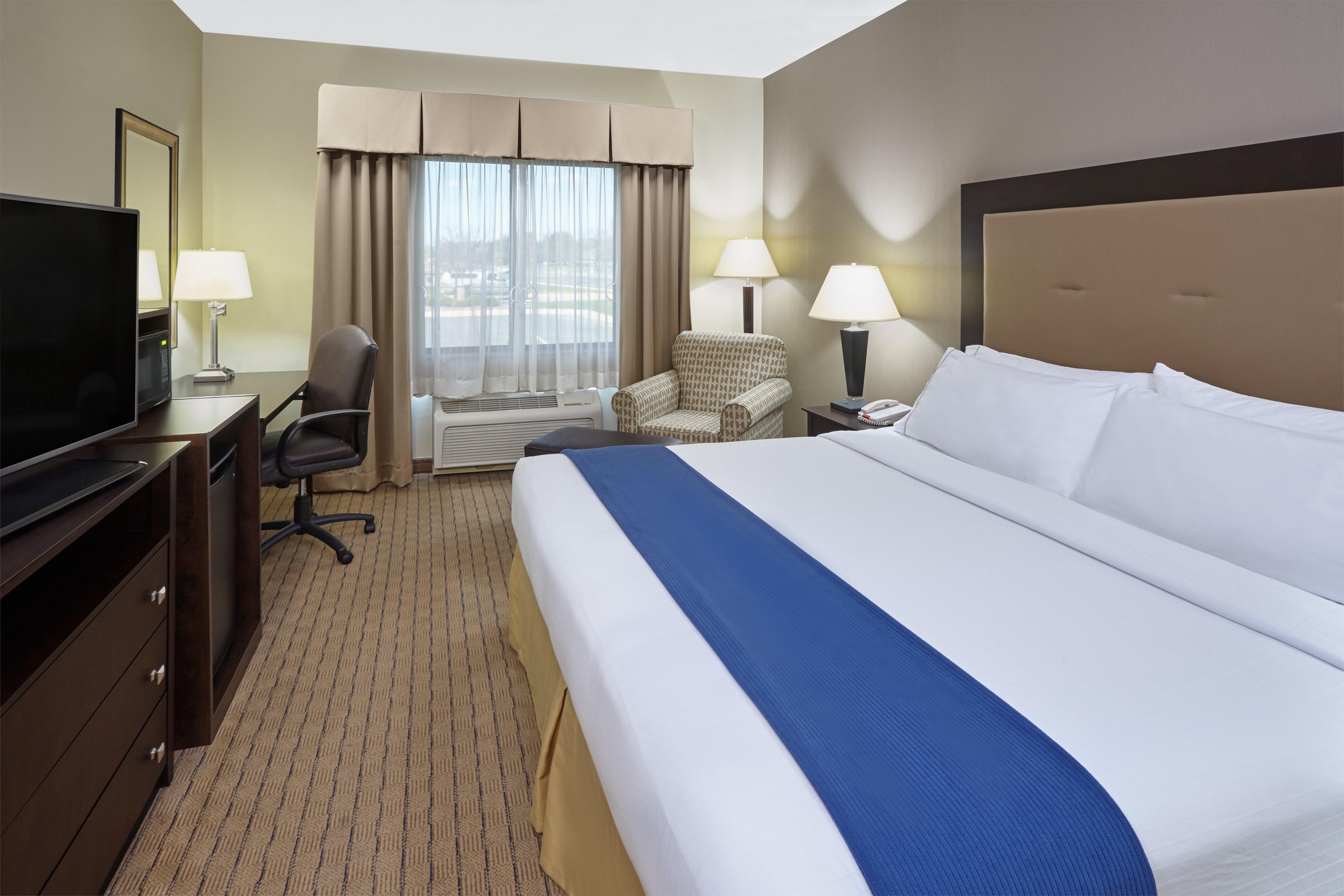 Holiday Inn Express & Suites Madison-Verona By Ihg Eksteriør bilde