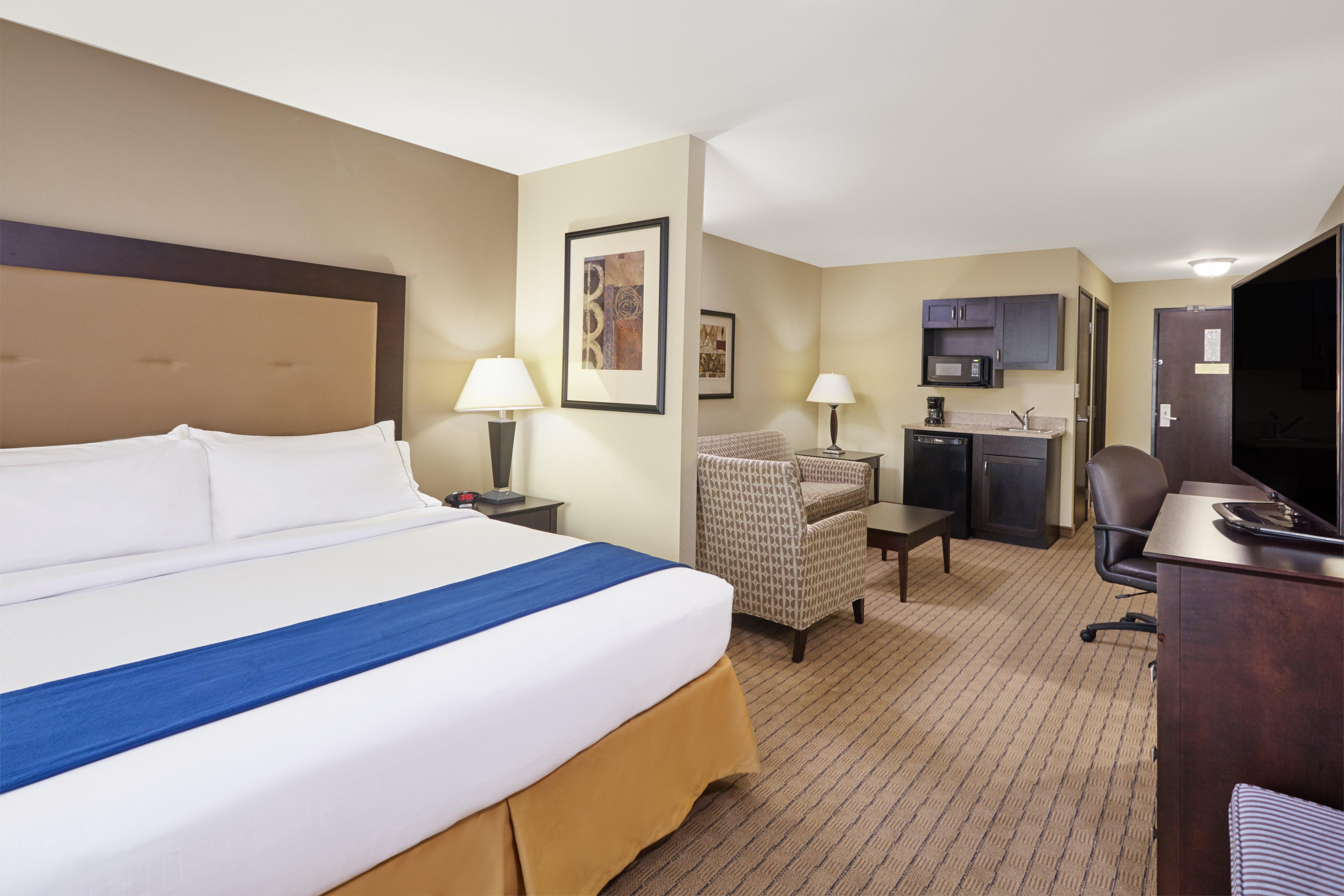 Holiday Inn Express & Suites Madison-Verona By Ihg Eksteriør bilde