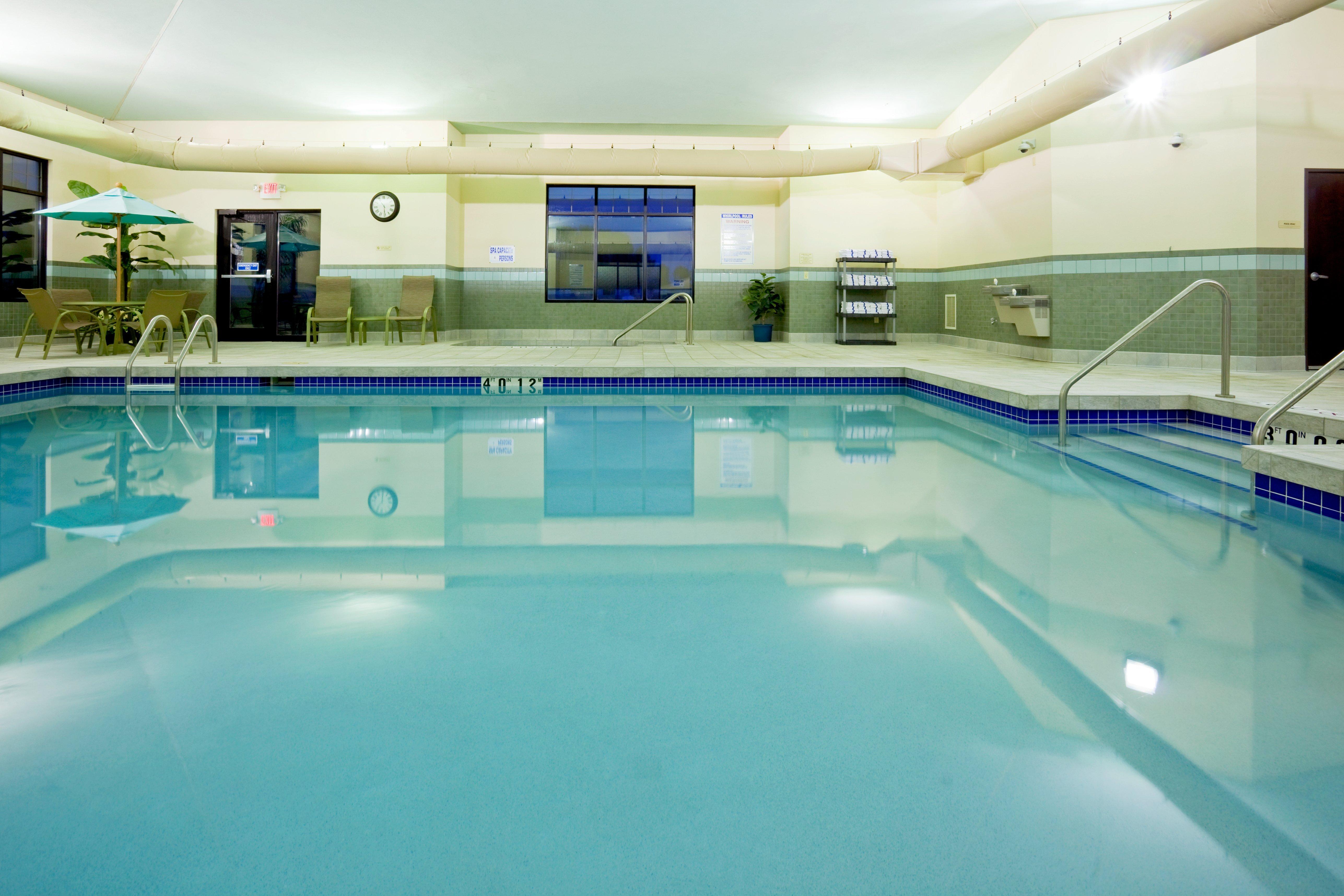 Holiday Inn Express & Suites Madison-Verona By Ihg Eksteriør bilde