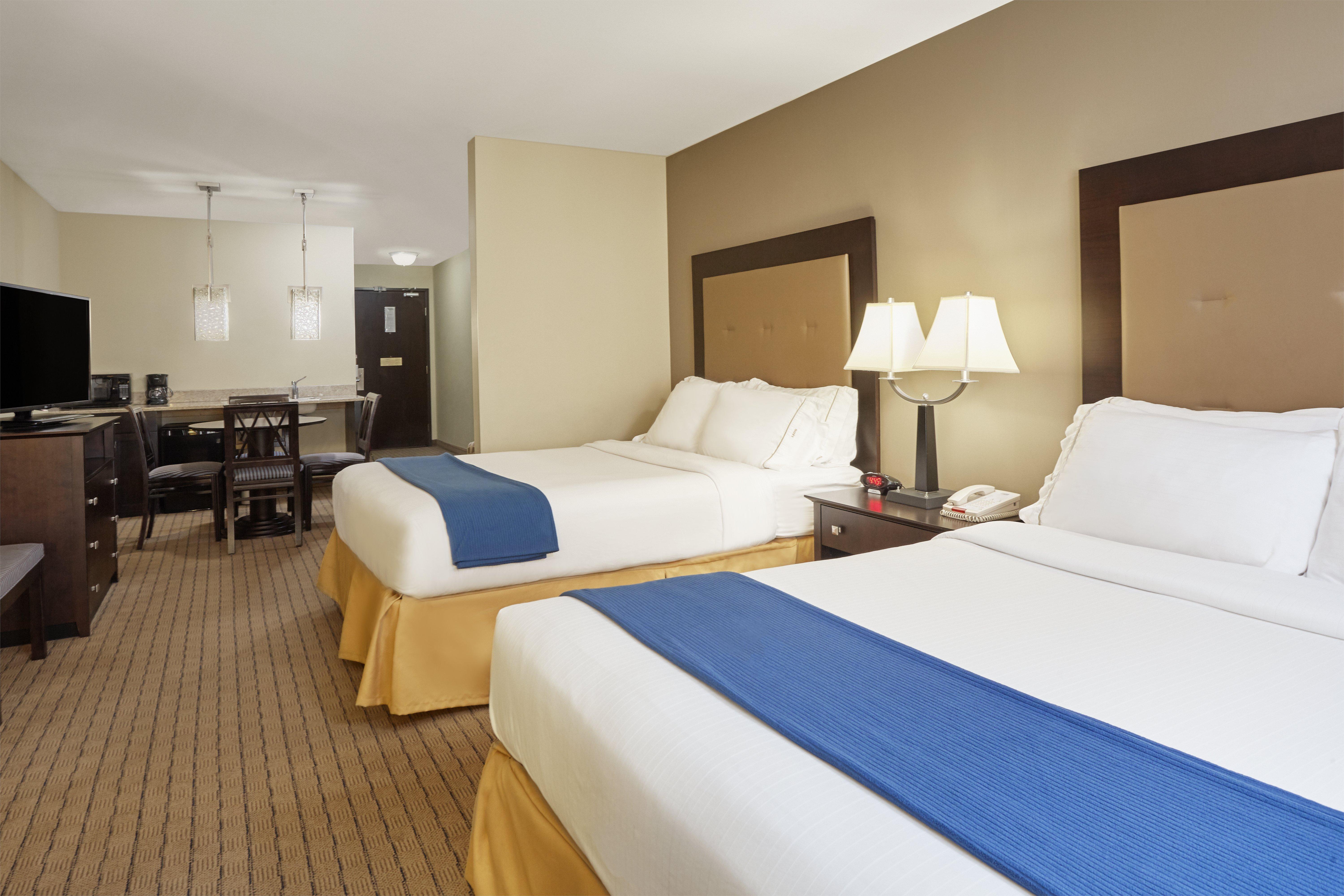 Holiday Inn Express & Suites Madison-Verona By Ihg Eksteriør bilde