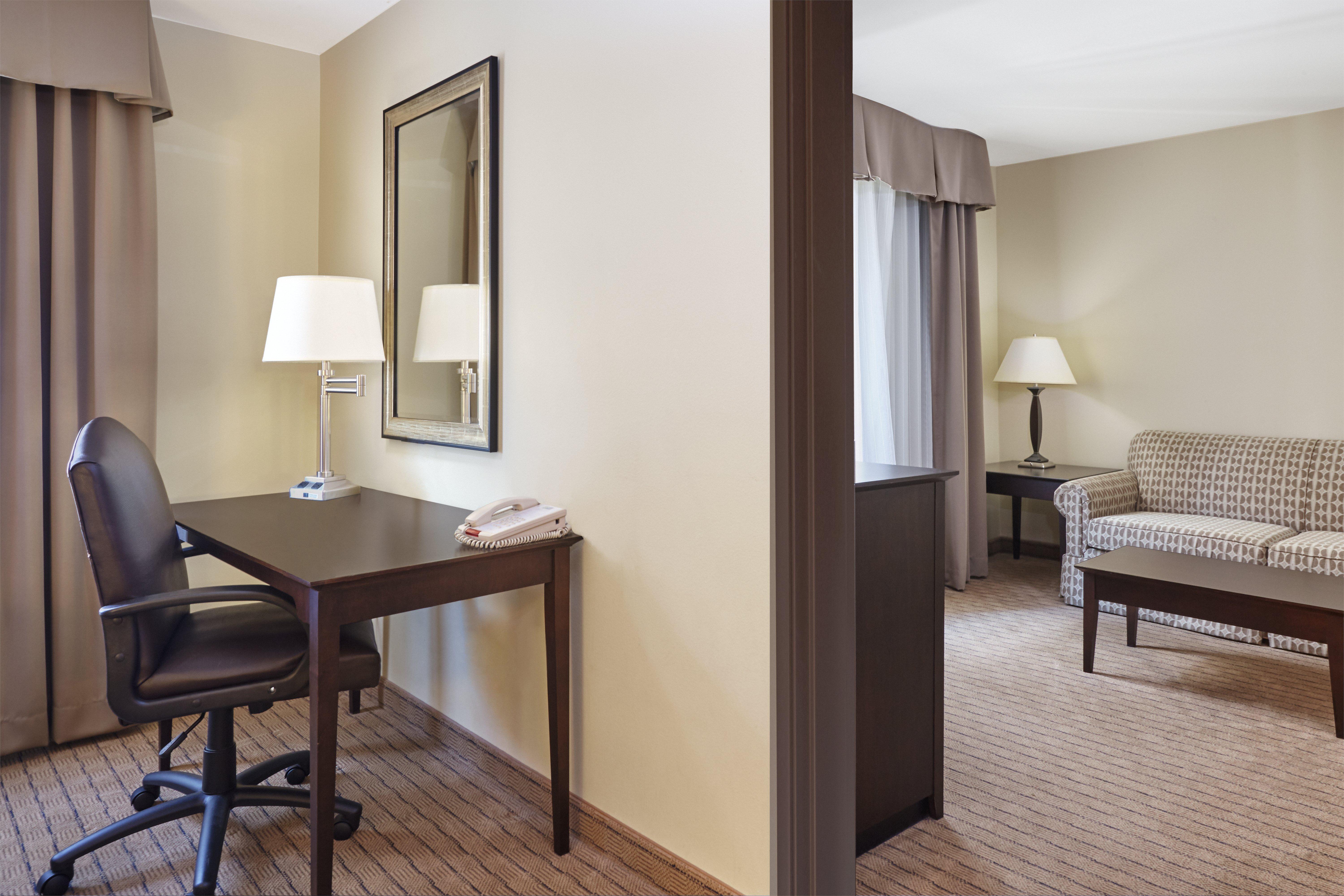Holiday Inn Express & Suites Madison-Verona By Ihg Eksteriør bilde
